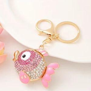 🐠 💕NWT-Pink Rhinestone Cutie Fish Bag/Keychain Charm💕🐠
